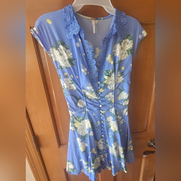 Free People Alora Floral Mini Dress size 2 - Picture 5 of 9